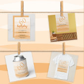 Moderne zomer verjaardagsfeestje in roze servet