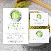 Een baby brouwt matcha - Gebedskaars label