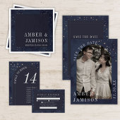 Moderne Hemelse Gouden Sterren en Marine Huwelijk Kaart