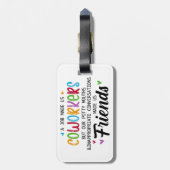 Collega Quote - Werk maakte ons collega's vrienden Bagagelabel (Achterkant verticaal)