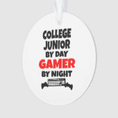 College Junior bij Day Gamer bij nacht Ornament (voorkant)