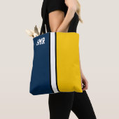 College Kleuren Donkerblauw & Maïs Geel Monogram Tote Bag (Dichtbij)