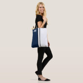 College Kleuren Donkerblauw & Wit Monogram Tote Bag (Op model)