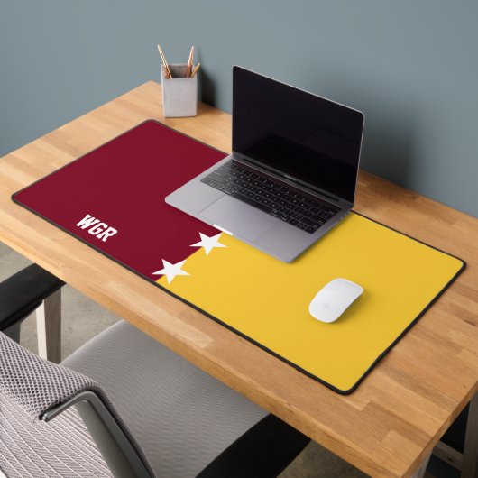 College Kleuren Maroon & Goud Monogram Bureaumat (Kantoor 2)