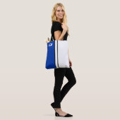 College Kleuren Royal Blauw & Wit Monogram Tote Bag (Op model)