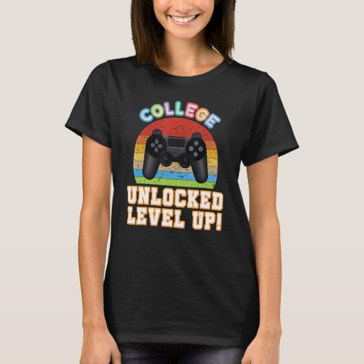College ontgrendelde level up videospel terug naar t-shirt (Voorkant)