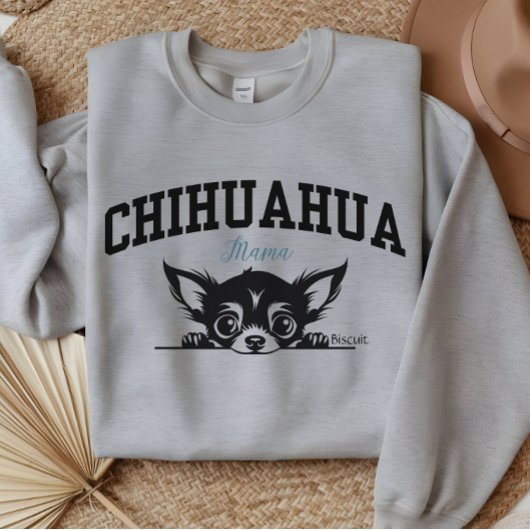 College Varsity Style Script Chihuahua Mama Trui