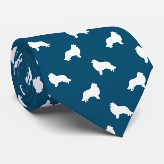 Collie Dog Silhouettes Pattern Blue en White Stropdas (Opgerold)