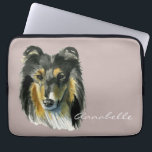 Collie Dog Waterverf Illustratie Laptop Sleeve<br><div class="desc">Dit is een schilderij van een regale collie hond. Ze heeft een bruin,  zwart en wit bont.</div>