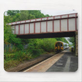 Colne Bound Trein die het Burnley Barracks Railway Muismat (Voorkant)