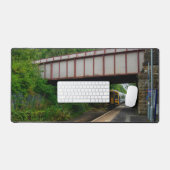 Colne Bound Trein Vertrekkend uit Burnley Barracks Bureaumat (Keyboard & Muis)