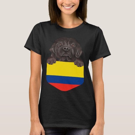 Colombia Flag Newfoundland Dog In Pocket T-shirt (Voorkant)
