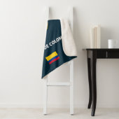 Colombia passport phone case sherpa deken (In situ)