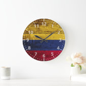 Colombiaanse vlag op oude houten korrel grote klok (Huis)