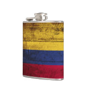 Colombiaanse vlag op oude houten korrel heupfles (Links)