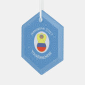 Colombian Hanukkah Angel Abuela Naam Jaar Hexagon Glas Ornament (Voorkant links)