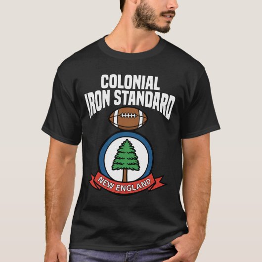 COLONIAL IRON STANDARD - NEW ENGLAND FOOTBALL T-SHIRT (Voorkant)