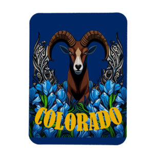 Colorado Dikhoornschaap met Blauwe Columbine Bloem Magneet