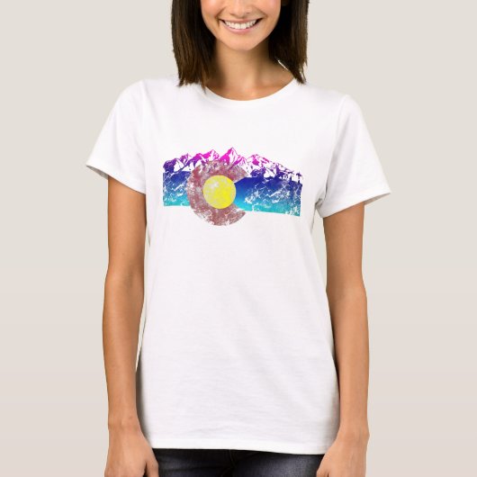 Colorado Flag Mountains Colorful Version T-shirt (Voorkant)