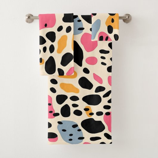 Colorful Animal Print 07 Bad Handdoek (Insitu)