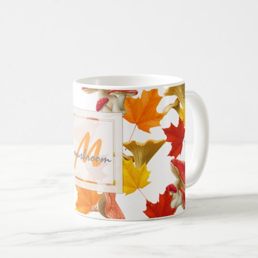 Colorful Autumn Leaves en Mushrooms Monogram Koffiemok (Voorkant rechts)