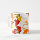 Colorful Autumn Leaves en Mushrooms Monogram Koffiemok (Voorkant links)