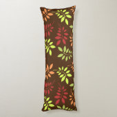 Colorful Autumn Leaves in Warm Tones Lichaamskussen (Achterkant (Verticaal))