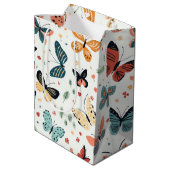 Colorful Butterfly, Flowers and Leaves Pattern Medium Cadeauzakje (Achterkant Gekanteld)
