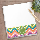 Colorful Chevron Pattern met monogram Notitieblok