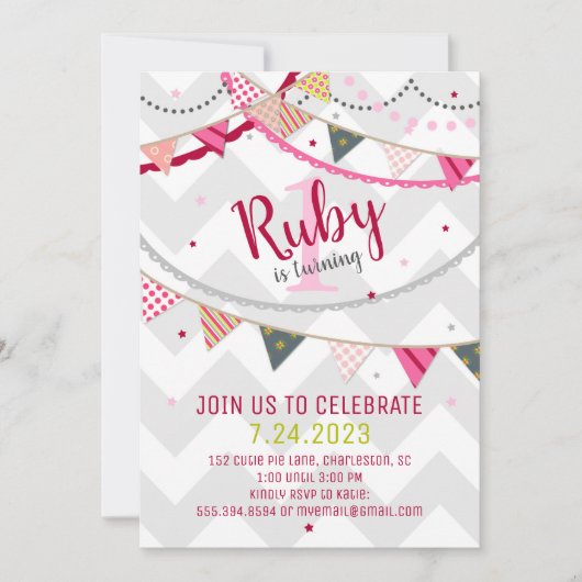 Colorful Chevron & Pennants Birthday Invitation Kaart (Voorkant)