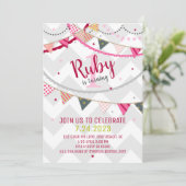 Colorful Chevron & Pennants Birthday Invitation Kaart (Staand voorkant)