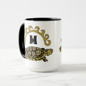 Colorful Cumberland Slider Turtle Monogram Mok (Voorkant links)