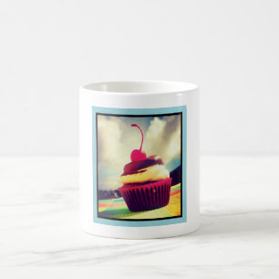Colorful Cupcake met Cherry op top Koffiemok