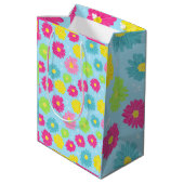 Colorful Daisies Medium Cadeauzakje (Achterkant Gekanteld)