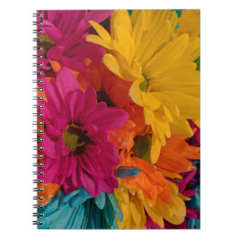 Colorful Daisies Notitieboek