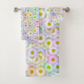 Colorful daisy bouquet - pastel bad handdoek (Insitu)