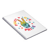 Colorful design with peace, love and pride hand notitieboek (Rechterzijde)