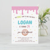 Colorful Donut and Sprinkles Personalized Birthday Kaart (Staand voorkant)