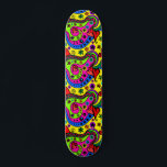 Colorful Doodle Graffiti Pattern Hearts Persoonlijk Skateboard<br><div class="desc">Dit ontwerp kan worden gepersonaliseerd door de aanpassingsoptie te kiezen om tekst toe te voegen of andere veranderingen aan te brengen. Als dit product de optie heeft om het ontwerp naar een ander object over te brengen, moet u het ontwerp zo nodig aanpassen. Neem contact met me op colorflowcreations@gmail.com als...</div>