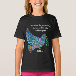 Colorful Dove w Verse over vrede (Matthew 5:9) T-shirt