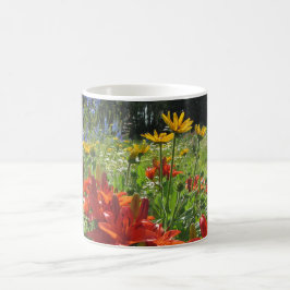Colorful Early Summer Gardens! Koffiemok