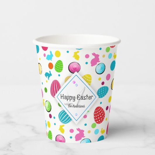 Colorful Easter Eggs, Bunnies, Cupcake Monogrammed Papieren Bekers (Voorkant)