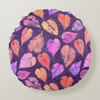 Colorful Fall Leaves On Purple Pattern Rond Kussen