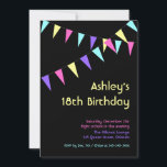 Colorful Flags 18th Birthday Invitation Kaart<br><div class="desc">Meerdere strengen kleurrijke vlaggen en dansclubstijl maken deze uitnodiging tot pop,  voor een verjaardag. Deze uitnodiging kan gemakkelijk worden aangepast voor een 19e verjaardag,  21e verjaardag of een andere leeftijd.</div>