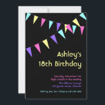 Colorful Flags 18th Birthday Invitation Kaart<br><div class="desc">Meerdere strengen kleurrijke vlaggen en dansclubstijl maken deze uitnodiging tot pop,  voor een verjaardag. Deze uitnodiging kan gemakkelijk worden aangepast voor een 19e verjaardag,  21e verjaardag of een andere leeftijd.</div>