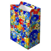 Colorful Flowers Birthday Medium Cadeauzakje (Achterkant Gekanteld)