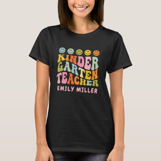 Colorful Fun Kindergarten Teacher Custom Name T-shirt (Voorkant)