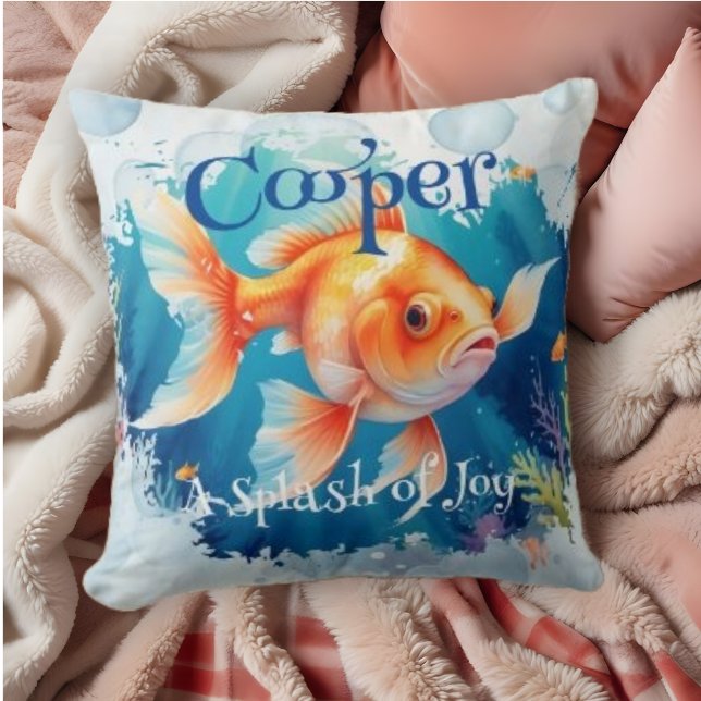 Colorful Funny Goldenfish Pet Fans  Kussen (Celebrate your love for pet goldfish with our Colorful Funny Goldfish Pet Fans Throw Pillow.)