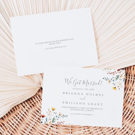 Colorful Garden Wildflower Elopement Aankondiging