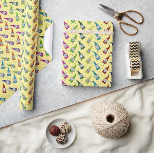 Colorful Gnomen Wrapping Paper Cadeaupapier (Crafts)